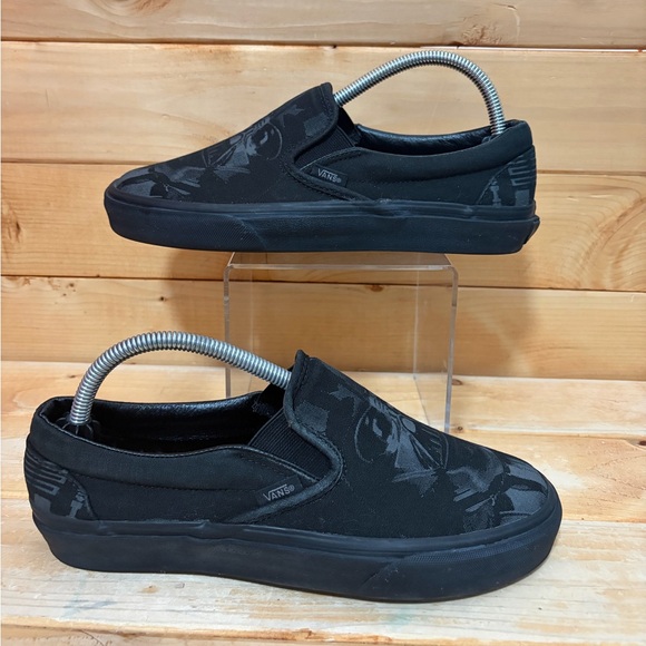 VANS x Disney Star Wars Darth Vader Classic Slip Ons - Mens size 7 - Womens 8.5 - Picture 2 of 8